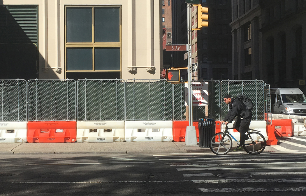 5th Ave, Manhattan 